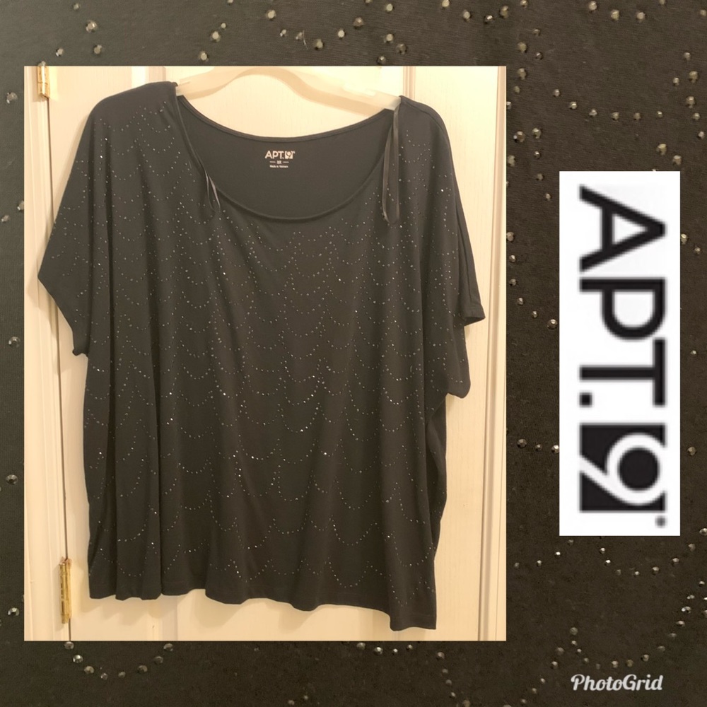 Apt 9 jeweled top